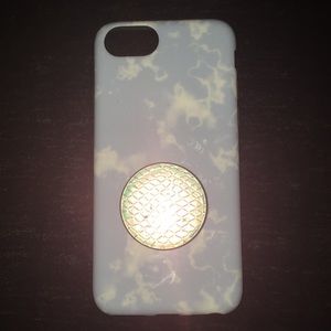 iPhone 8 case(with pop socket)